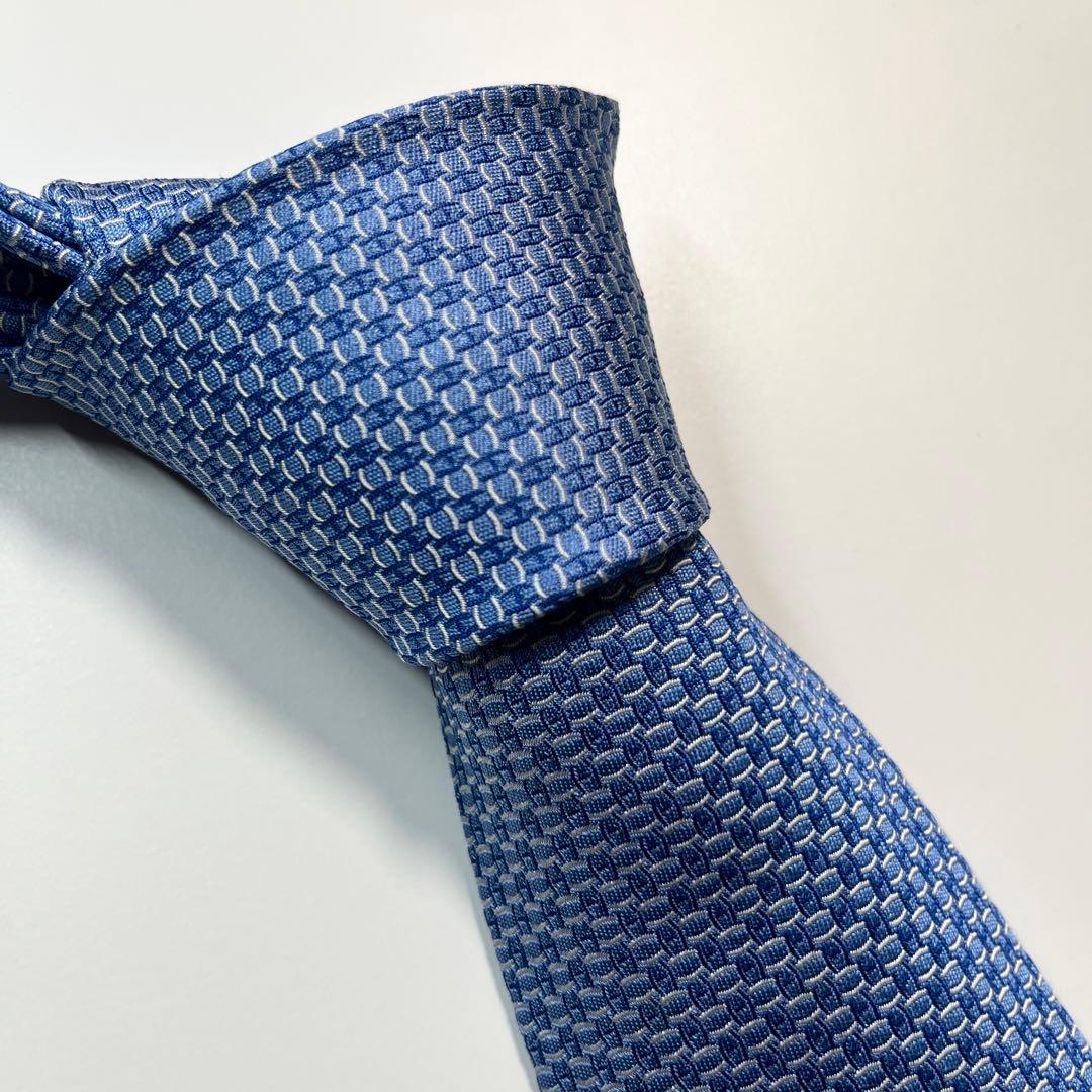 希少✨良品✨HERMES エルメス　ネクタイ　高級シルク　H柄 ビジネス