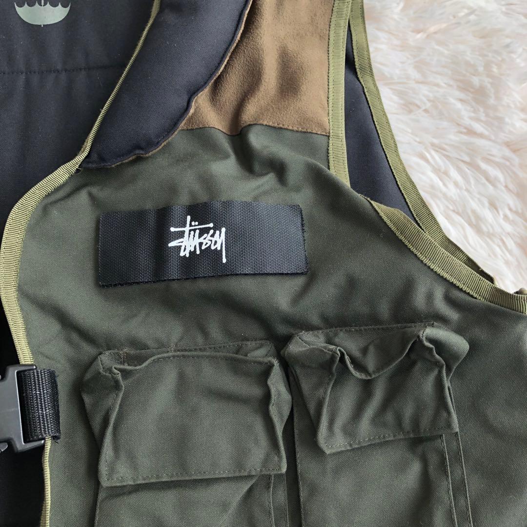 STUSSY×FUTURA中綿リバーシブルベストカーキブラックステューシー