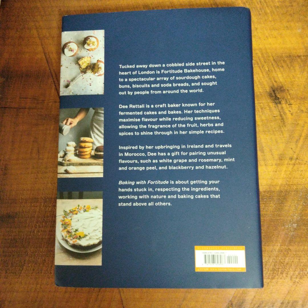 Baking with Fortitude - Dee Rettali　洋書