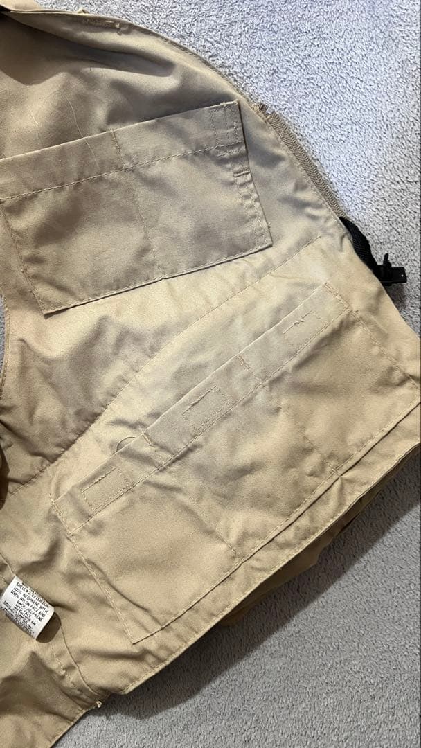 Columbia フィッシングベスト ベージュ