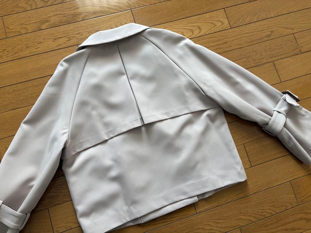 【新品タグ付き】 Noela ショートトレンチコート