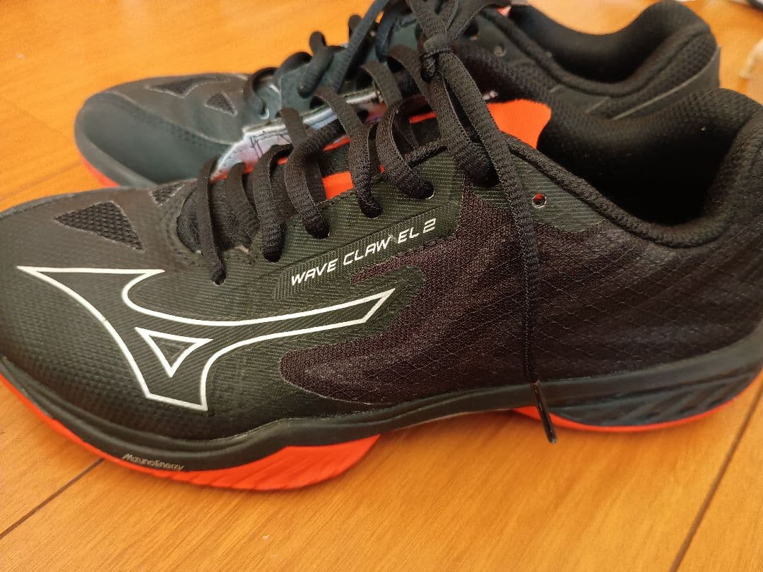 Mizuno WAVE CLAW ELITE 黒/オレンジ　24.5cm