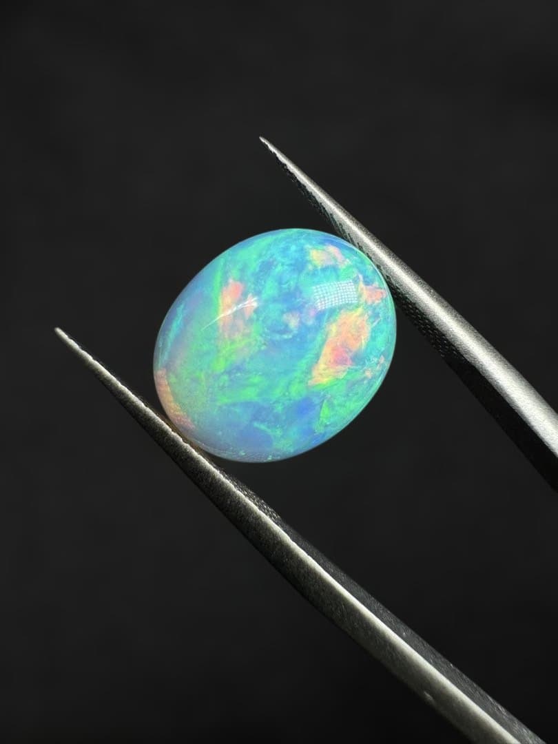 新作　天然石水オパール遊色綺麗極彩ルース3.050ct 鑑ソ付