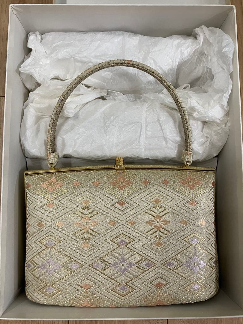 美品★バッグと草履のセット　和装小物　礼装用　結婚式　式典お祝い 成人式