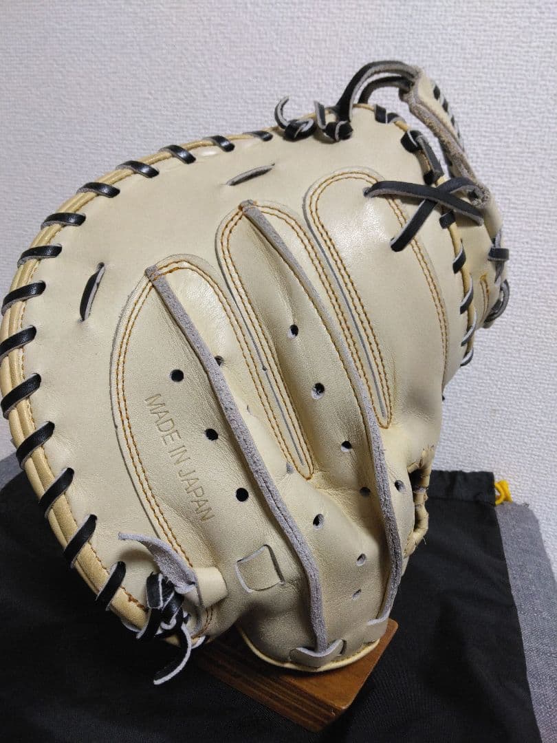 ゼットプロステイタス軟式キャッチャーミット