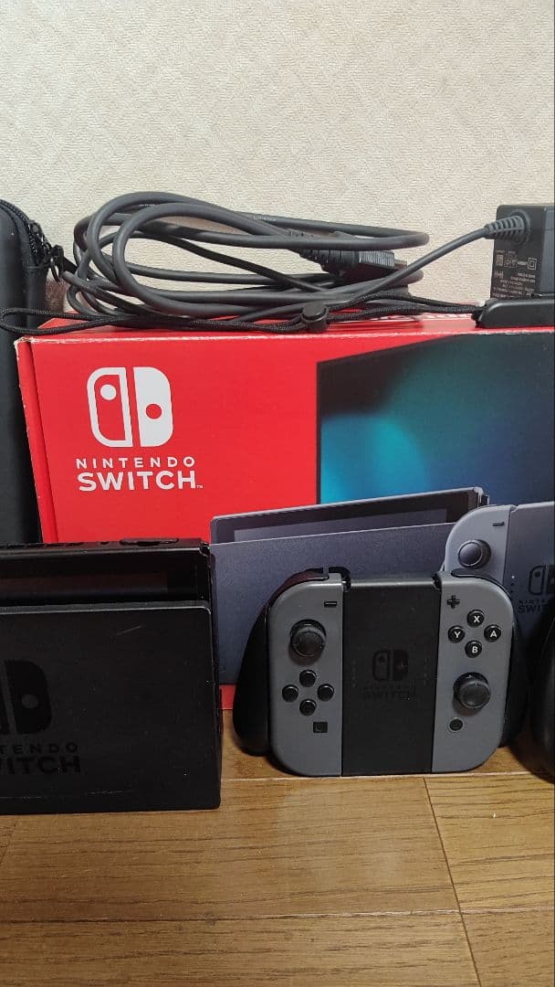 任天堂 Switch 本体 グレー 付属品