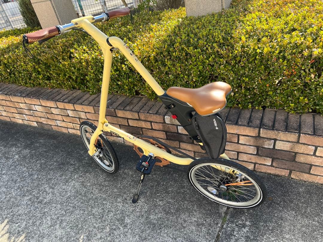 【日曜日まで限定価格】STRiDA SX カスタム　18インチ　クリーム