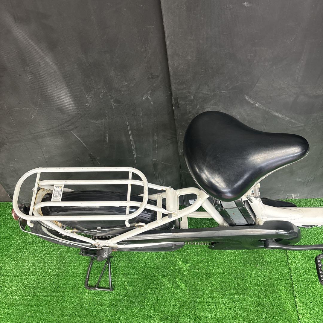 電動自転車 YAMAHA PAS kiss ホワイト　3人乗り対応　84