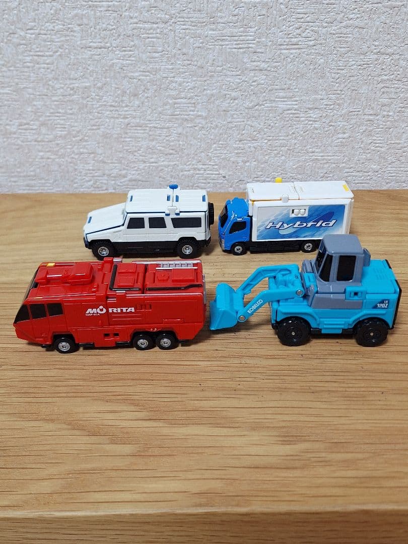 ミニカー M8651