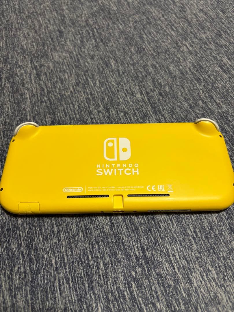 Nintendo Switch Lite イエロー　ジャンク品　部品取りに