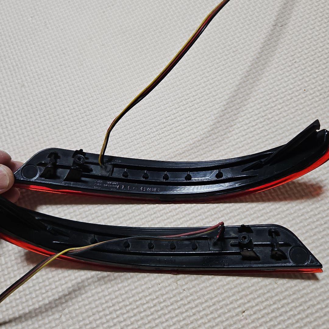 VALENTI LEDリアバンパーリフレクターe52エルグランド