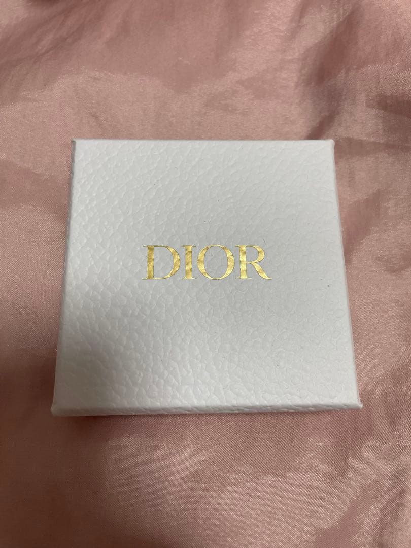 Dior オーバル型ピアス ゴールドメッキ　専用