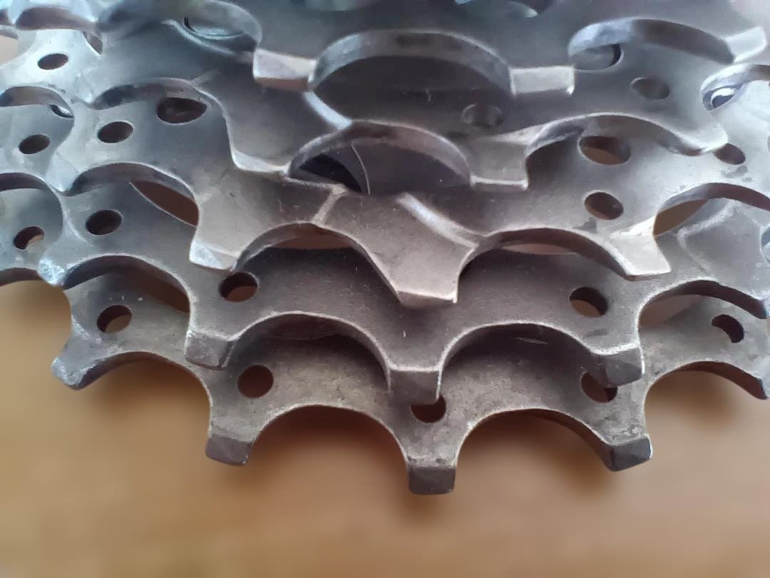 Tiso 軽量カセット 9速 12-23T シマノ互換