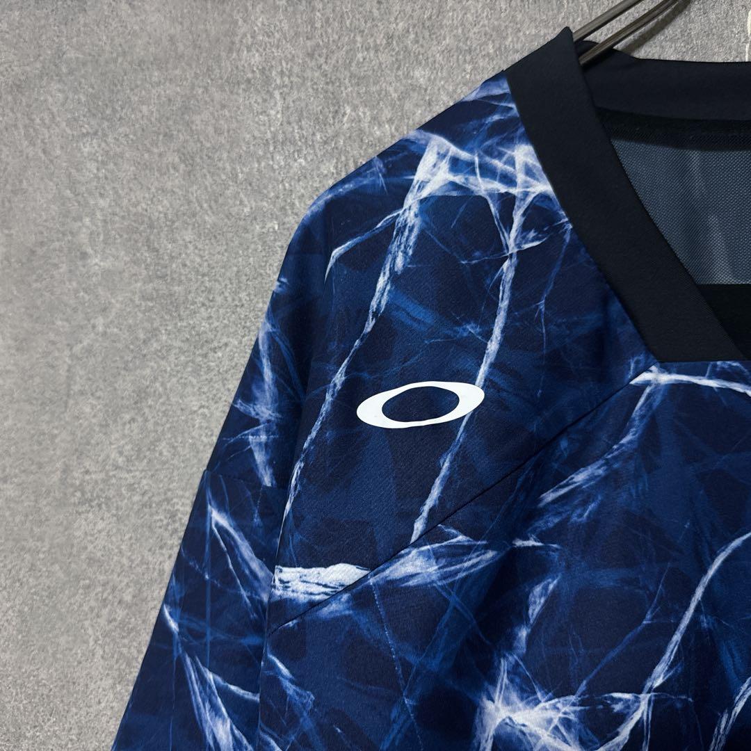 【大きいサイズ】 OAKLEY オークリー 派手 ポリエステル プルオーバー