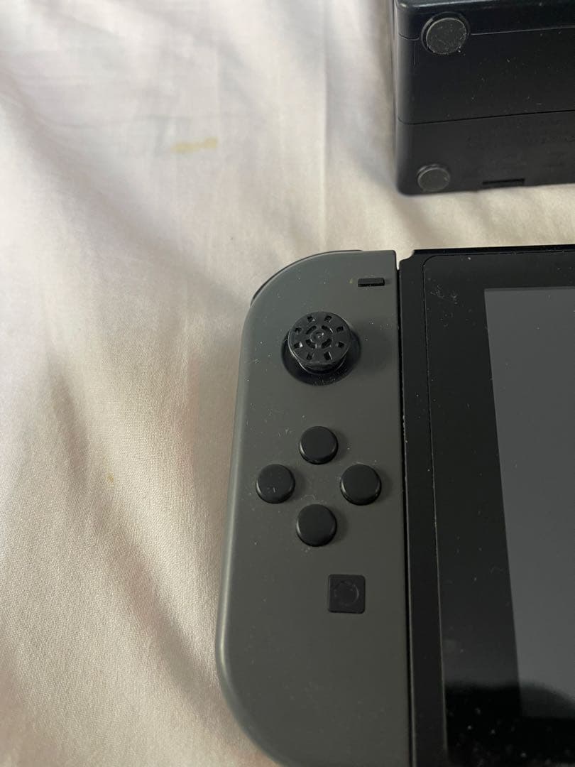 王*ィ様 Nintendo Switch 本体 グレー 中古