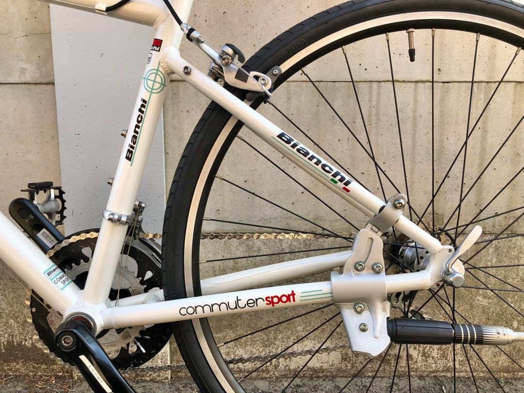 【希少モデル・新古品】ビアンキ　ビアーレ　18速　クロスバイク　CT460mm