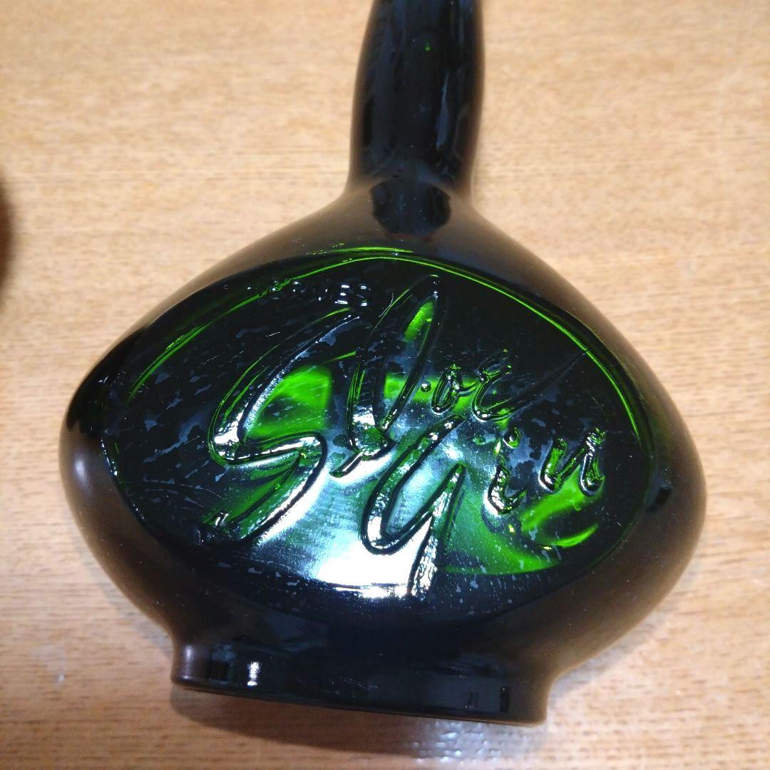 ◆ヘルメス◆クレーム•ド•バイオレット◆メロン◆チェリーブランデー◆スロー ジン