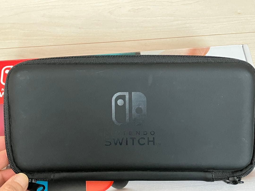 Nintendo Switch ネオンブルー/ネオンレッド 本体　周辺機器付き