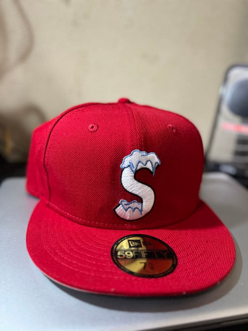 T*i様 Supreme × New Era 59FIFTY キャップ 赤 ボッ
