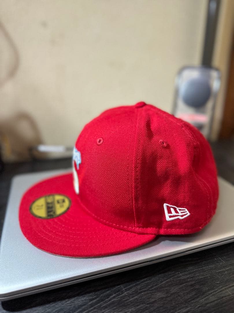 T*i様 Supreme × New Era 59FIFTY キャップ 赤 ボッ