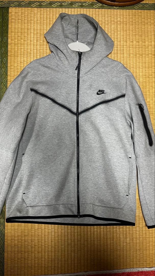 Nike テックフリース 正規品