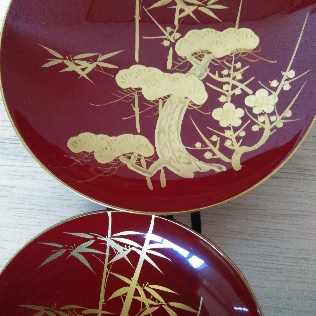 美術工芸蒔絵お屠蘇器　朱塗松竹梅蒔絵祝盃揃　事始祝酒器揃　慶事・初春・挙式等々