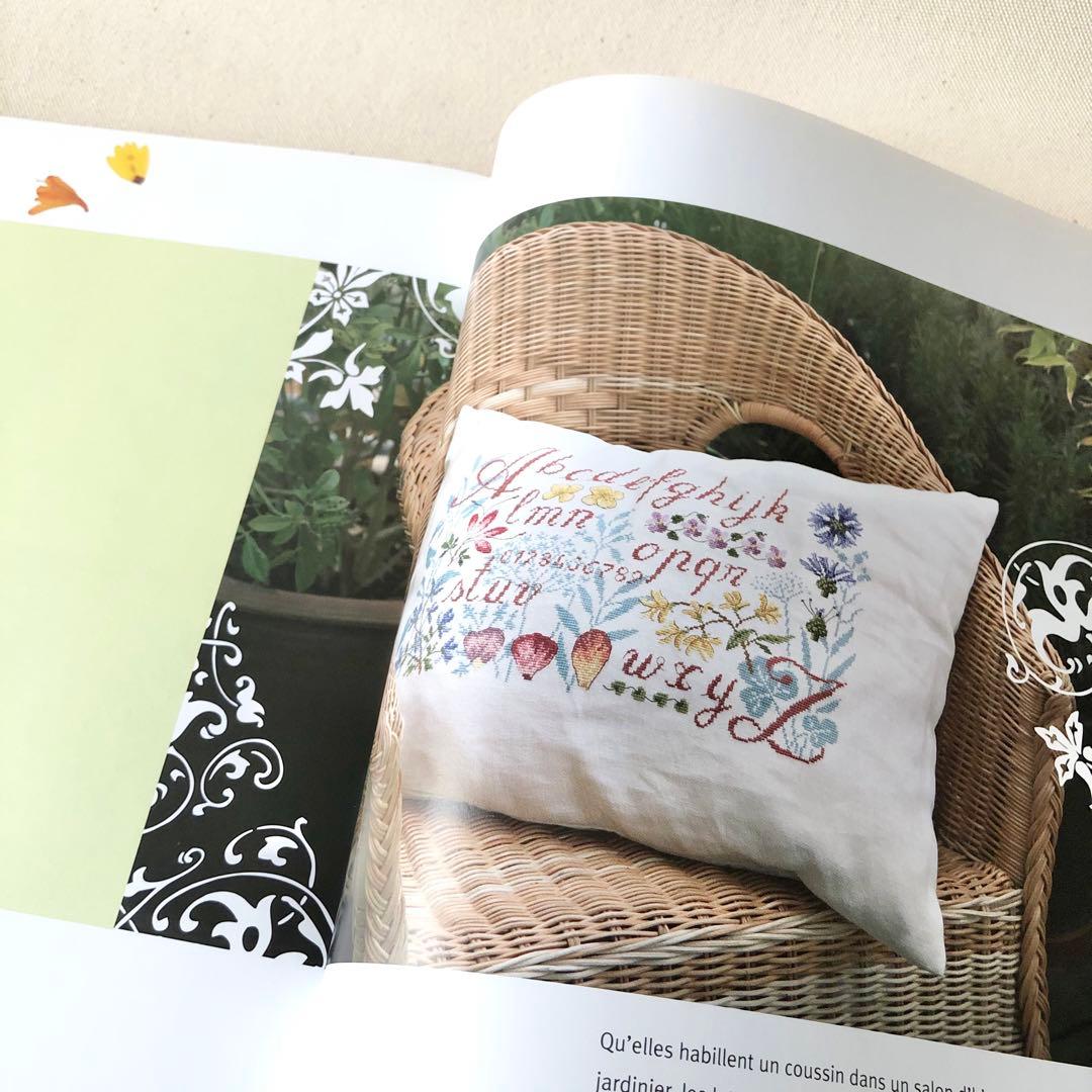 2007年 フランスの植物図鑑のようなクロスステッチ刺繍図案集　希少ヴィンテージ