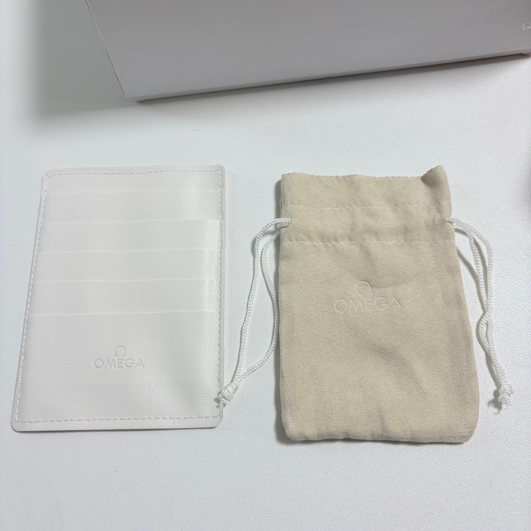 美品　オメガ　腕時計　ウォッチ　ケース　空箱　木目調　現行品