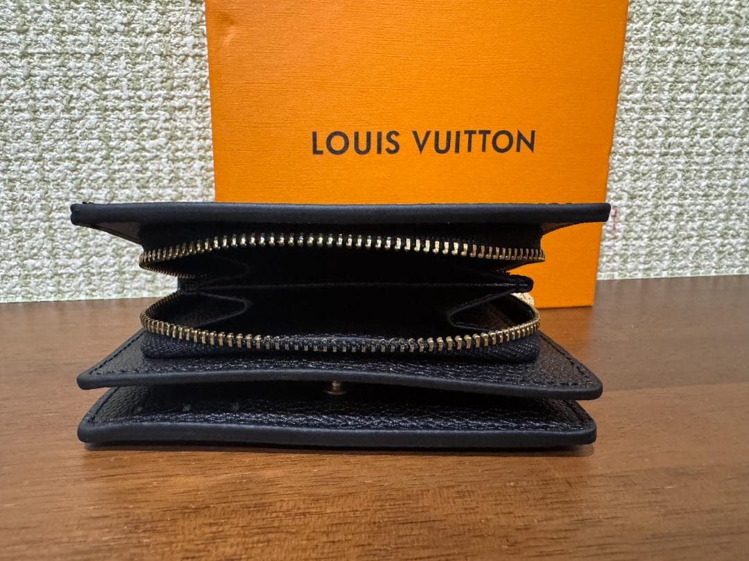 Louis Vuitton 二つ折り財布 ブラック