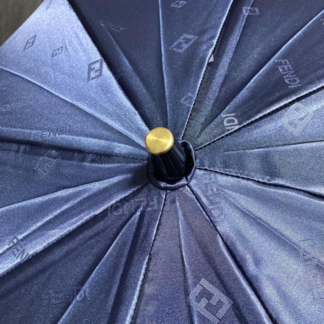✨高級感✨ FENDI フェンディ 折り畳み傘 ズッカ柄 ネイビー 雨具