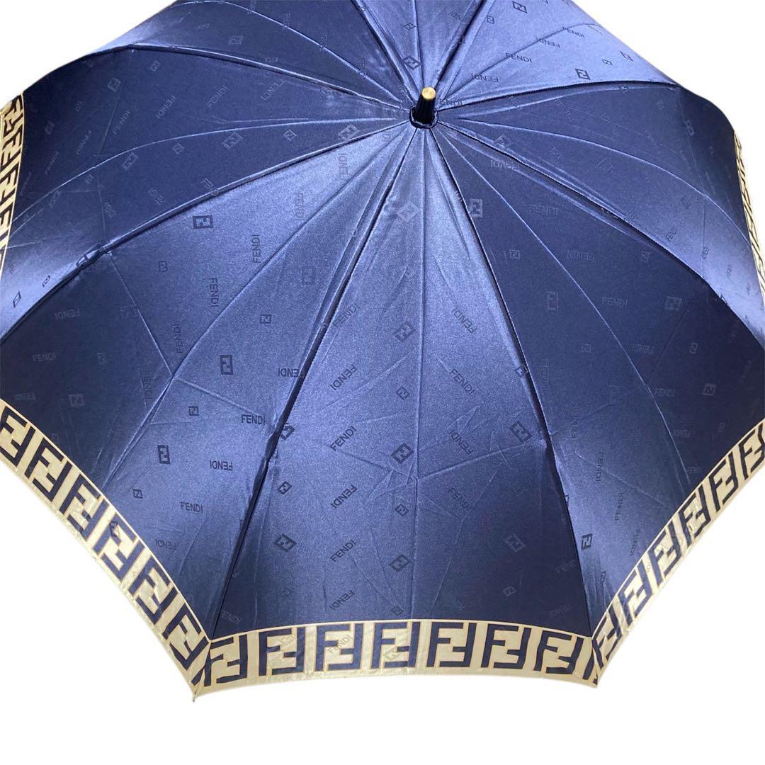 ✨高級感✨ FENDI フェンディ 折り畳み傘 ズッカ柄 ネイビー 雨具
