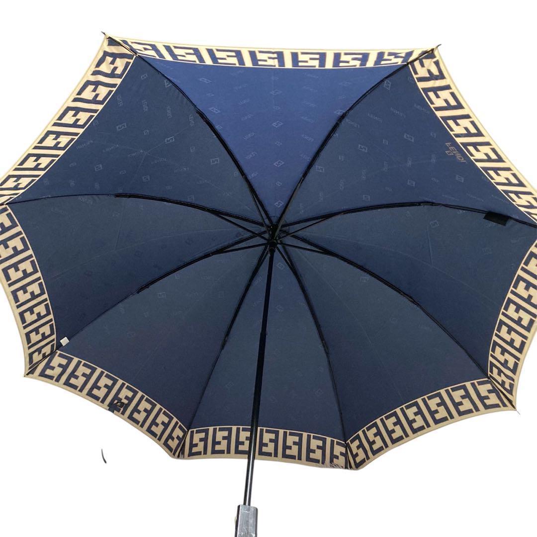 ✨高級感✨ FENDI フェンディ 折り畳み傘 ズッカ柄 ネイビー 雨具