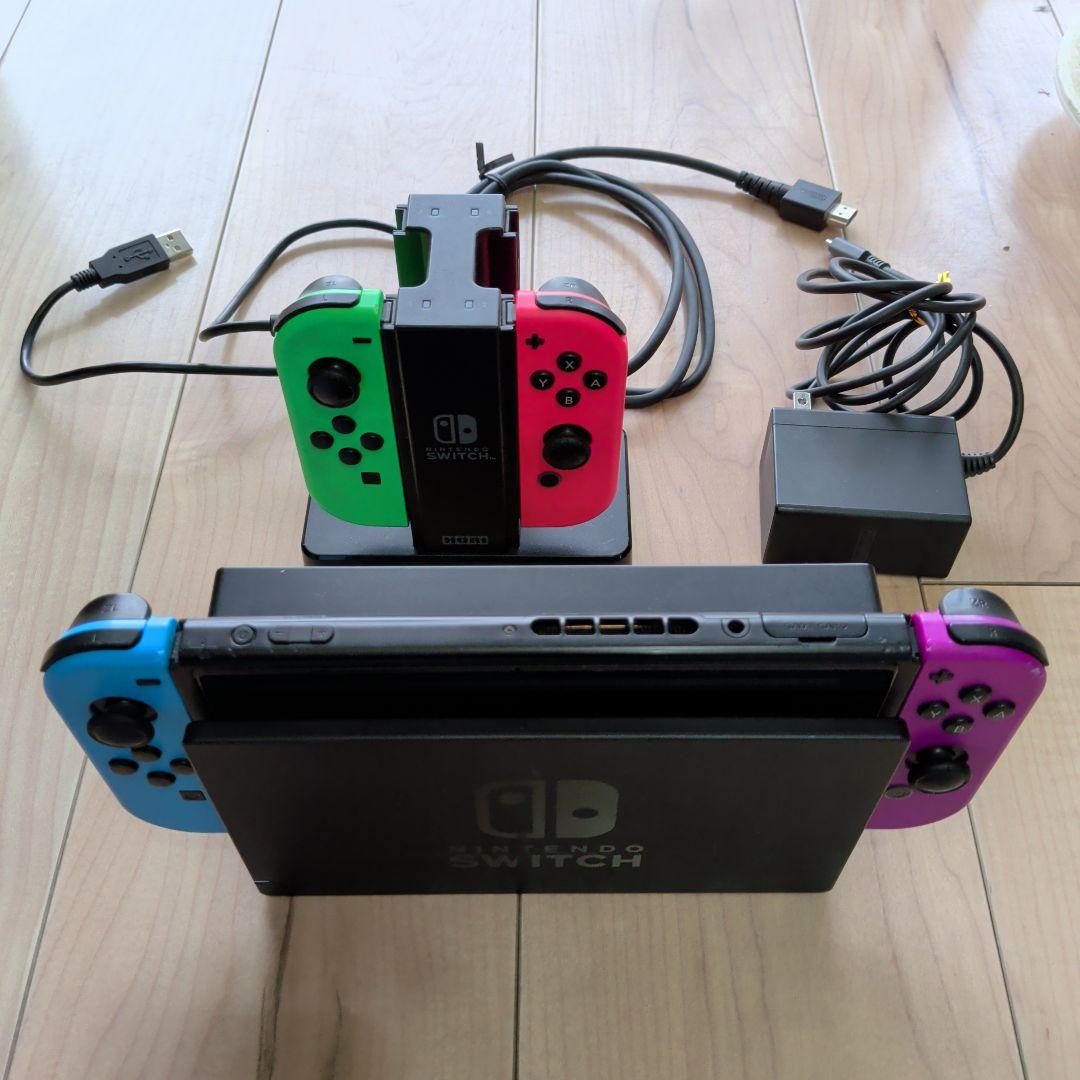 Nintendo Switch 1 本体 ジョイコン2個付き