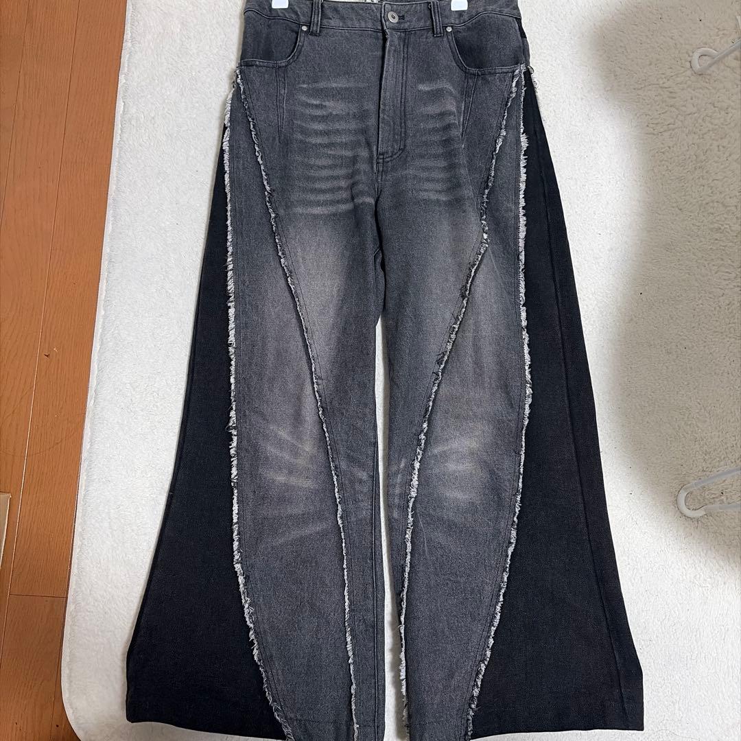 Bicolor Semi-Flare Denim ブラック　jentlouis