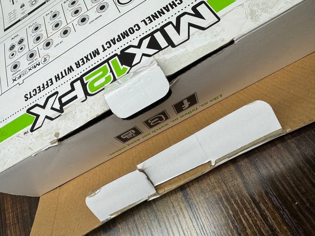 MACKIE Mix12FX アナログミキサー 12チャンネル