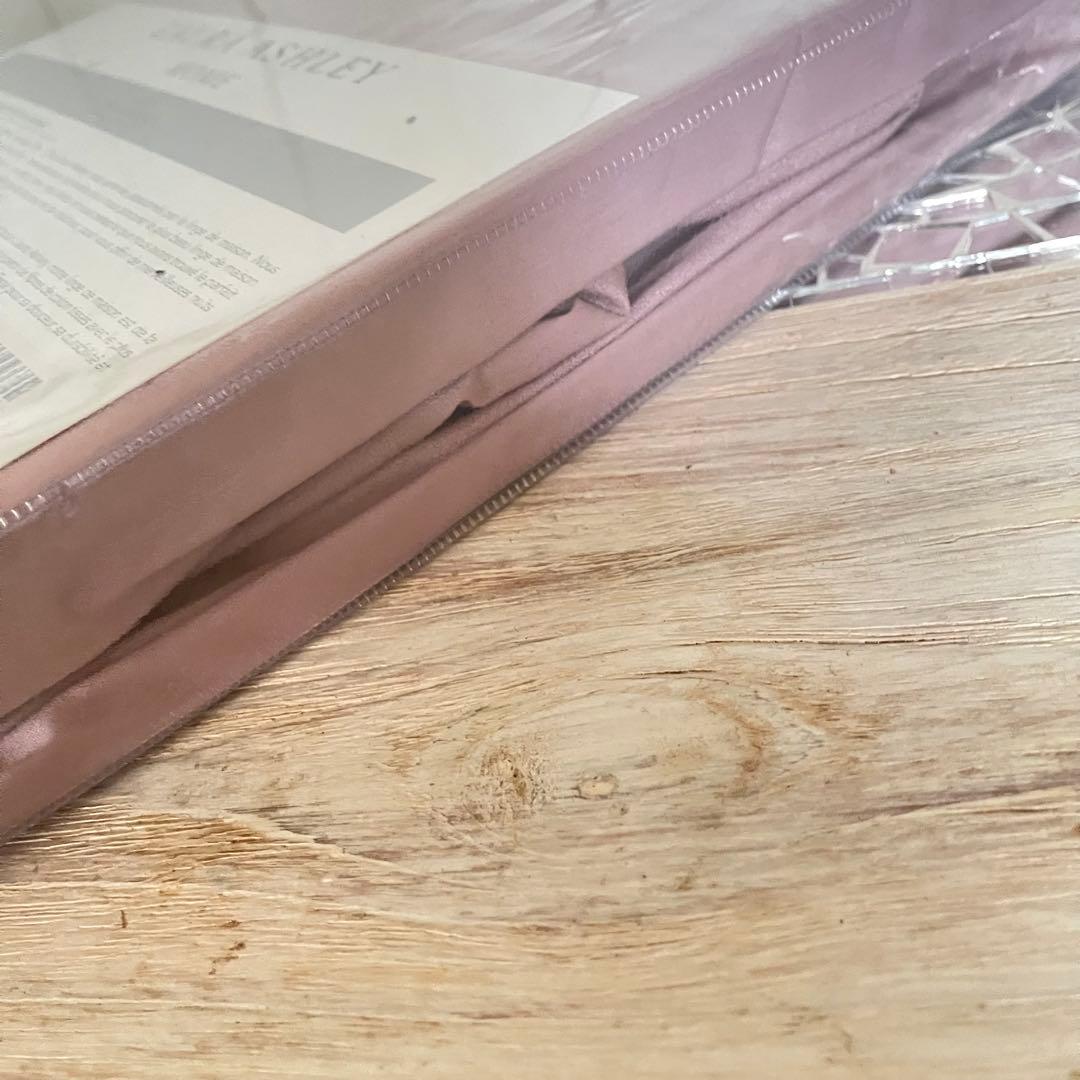 イギリス輸入　ローラアシュレイフィッティドシーツ　ホテル仕様　新品