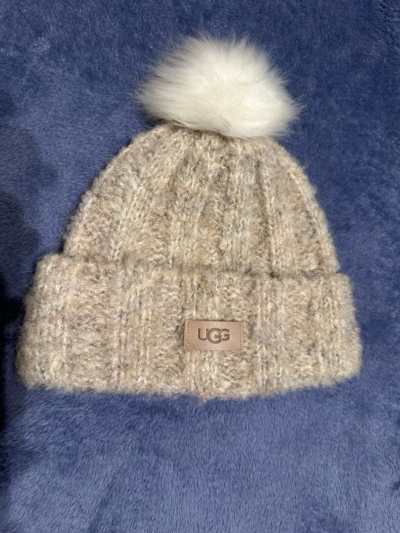 UGG ニット帽　2個セット