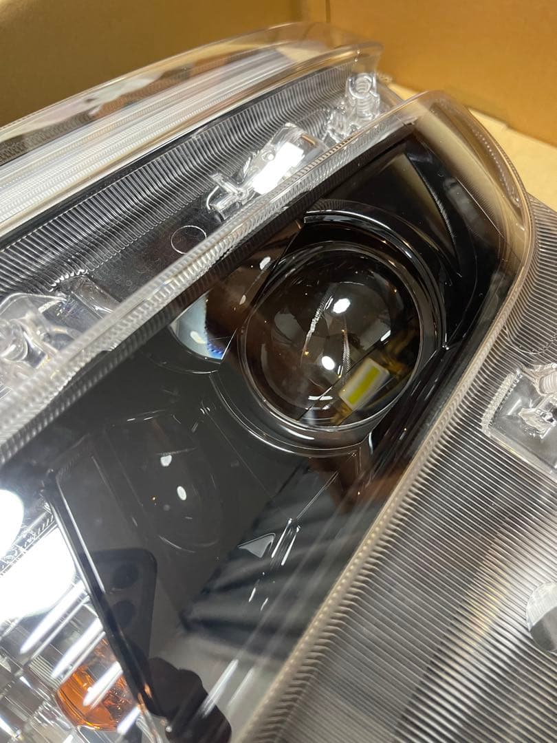 ☆良品☆ ソリオ バンディット MA37S LED ヘッドライト 左
