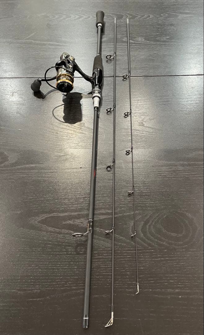釣りセット2ピーススピニングロッド（180㌢）穂先2本付き3000番リールライン