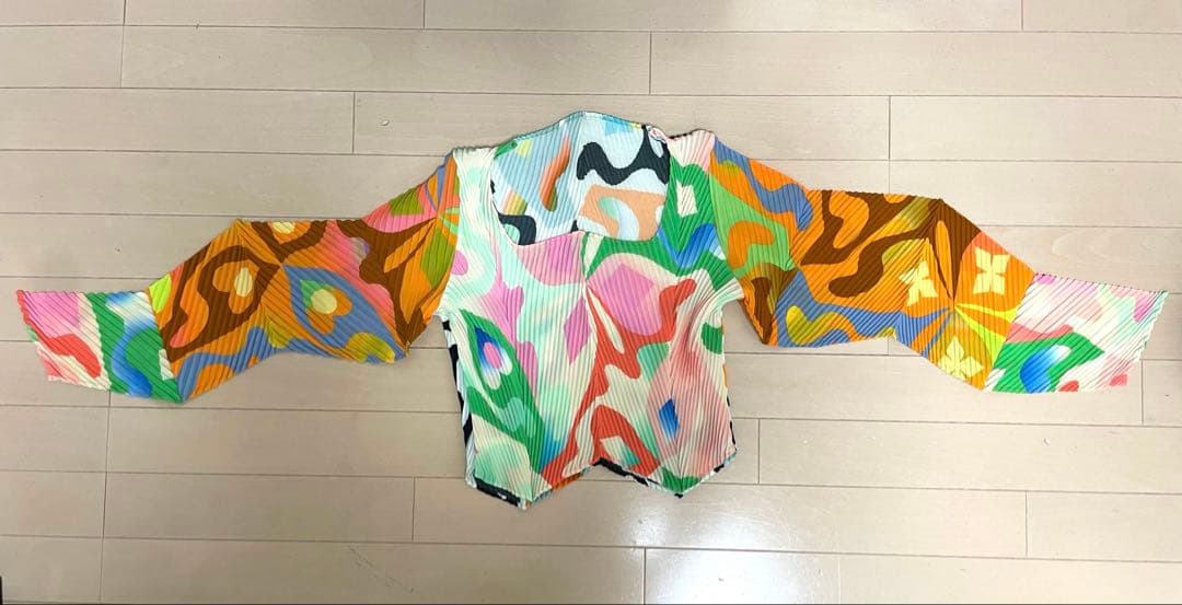 julia heuer プリーツ トップス