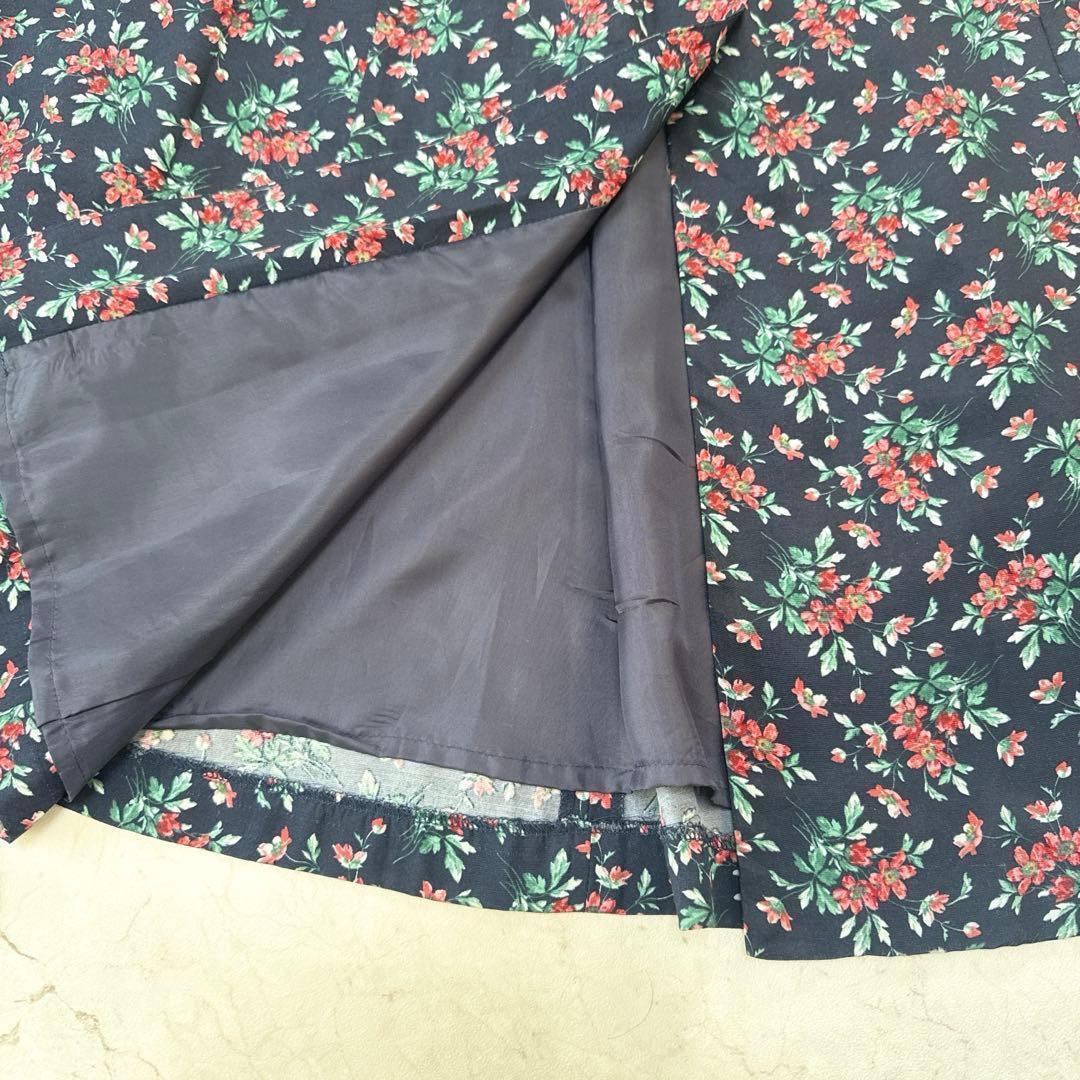 美品⭐︎Laura Ashley 花柄フレアワンピース　マキシ丈　ネイビー　9号
