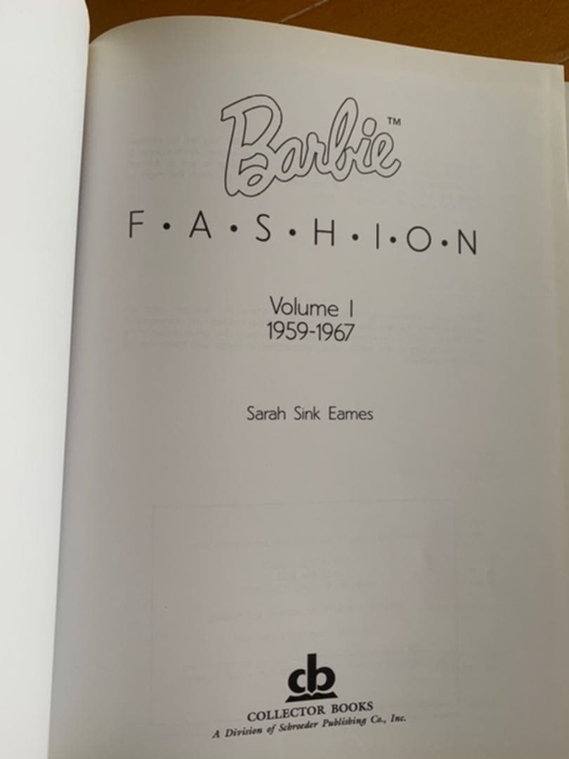 バービー　Barbie ファッション1956-1967 写真集