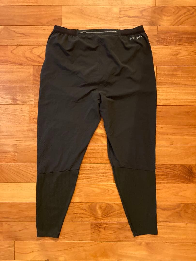 使用2回 新品同様 最高峰 NIKE エアロスイフト レーシングパンツ 【XL】