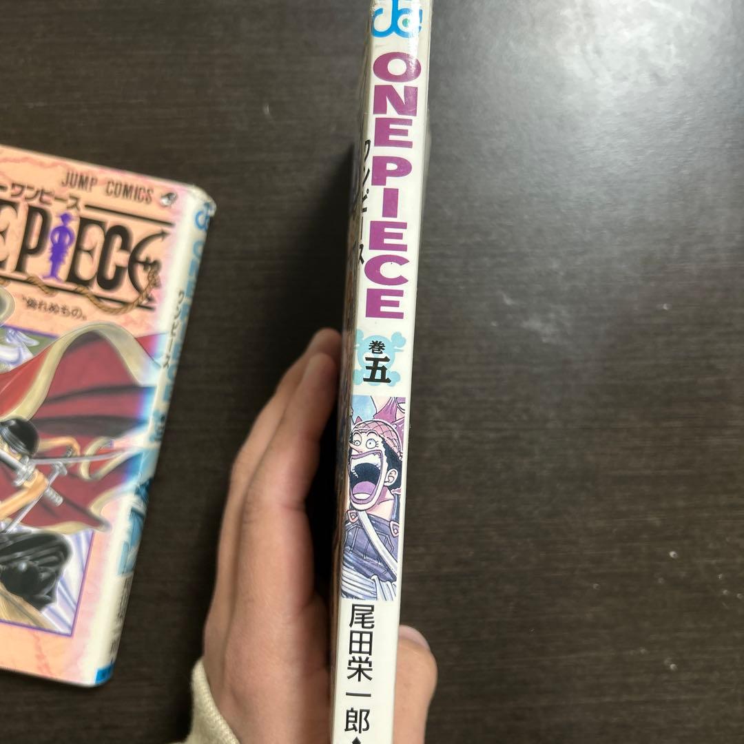 ワンピース3巻と5巻の初版　ワンピースの映画の漫画とワンピースYELLOW初版