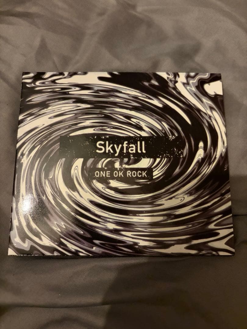 ONE OK ROCK 会場限定CD Skyfall