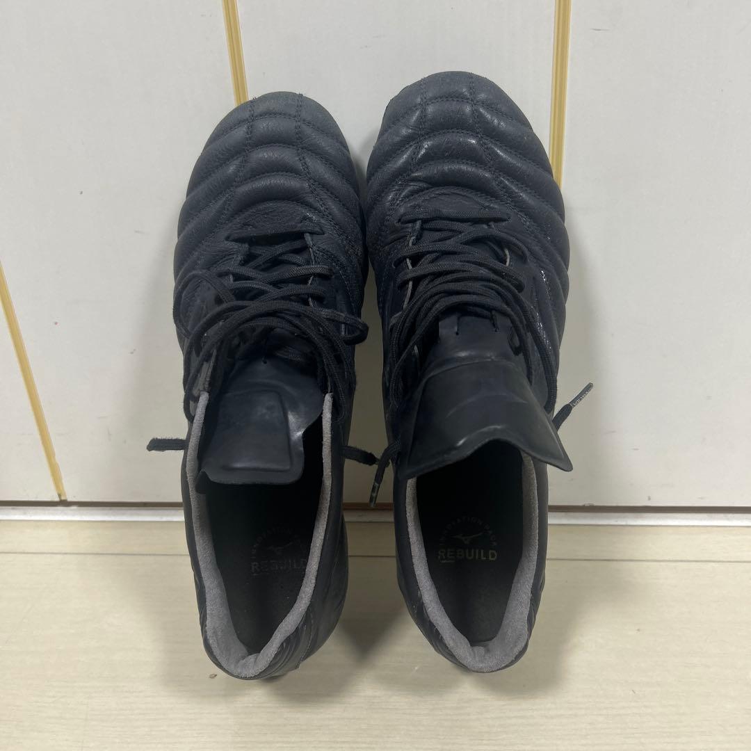 黒 サッカーシューズ クッション性あり