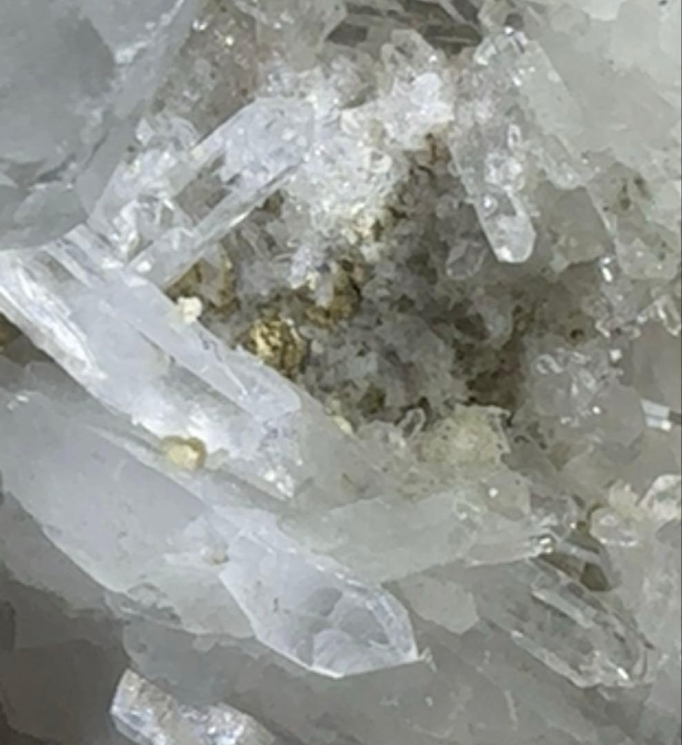 うっとり眺めていたい　ヒマラヤ水晶　内包あり　293グラム　天然石