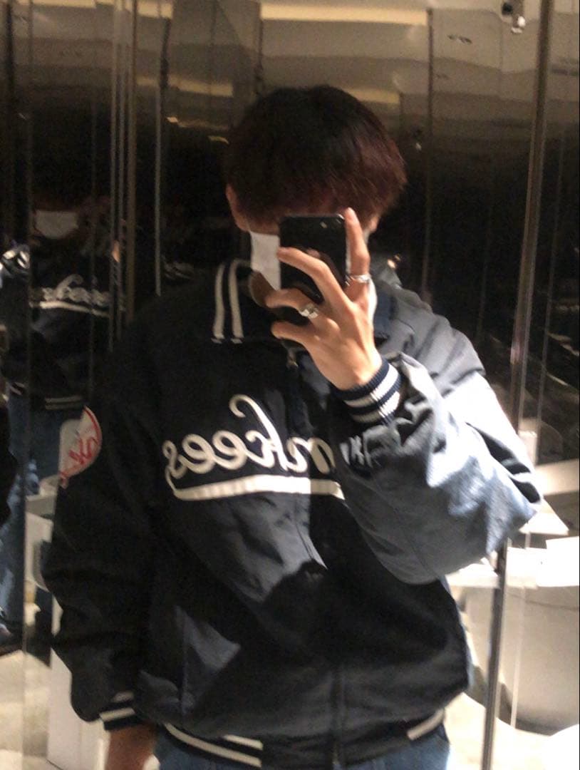 qsssyさん着用　New York Yankees スタジアムジャケット