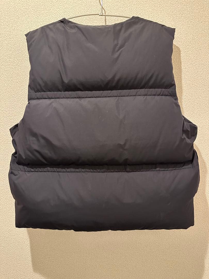 BEAMS別注 marmot ダウンベスト 黒 ビームス ジャケット ブラック