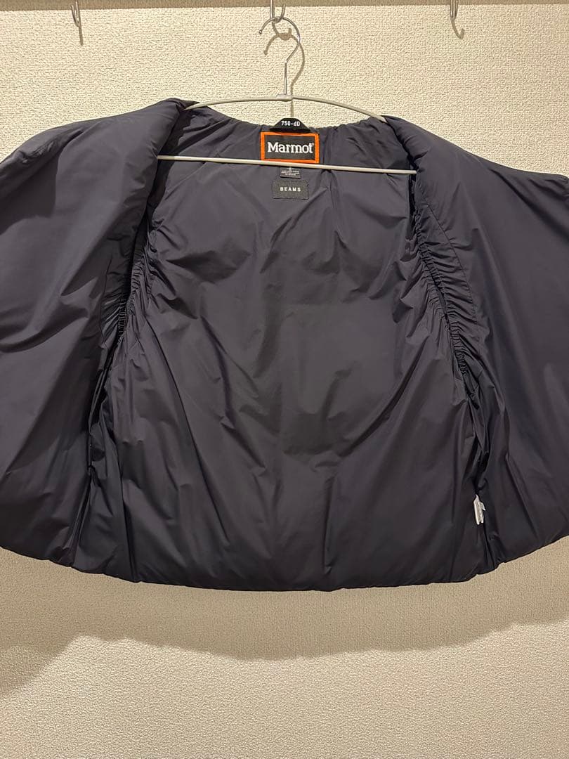 BEAMS別注 marmot ダウンベスト 黒 ビームス ジャケット ブラック